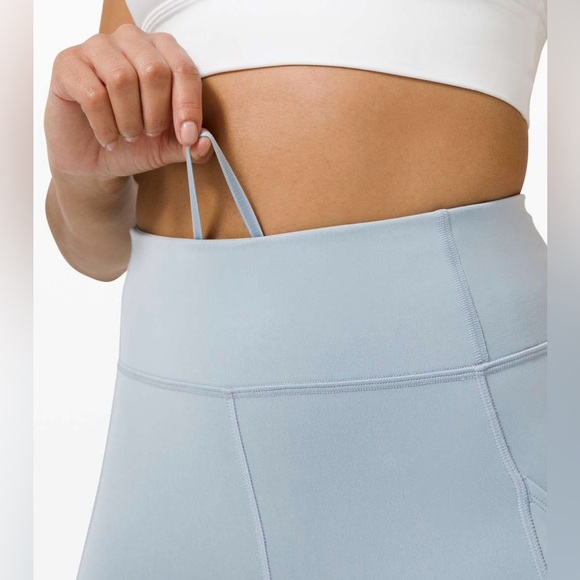 lululemon Invigorate High-Rise Tight 25", Chambray, Size 4 - Picture 4 of 7